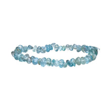 Charger l'image dans la galerie, Light Apatite Chip Bracelet Vives de la Cortada S.L