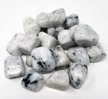 Lade das Bild in den Galerie-Viewer, Sateenkaari Kuukivi Rumpuhiottu 2-3 cm - Crystal, Kristalli, Kristalli kivet, Kristallikivet, Kristallikivi, Kristallit, Rainbow Moonstone, Rumpuhiottu, Rumpuhiottu kivi, Sateenkaari Kuukivi, Tumbled stone, Valkoinen Labradoriitti - Paperinoita