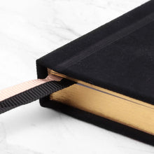 Charger l'image dans la galerie, Five Minute Journal - Päiväkirja Paperinoita
