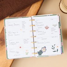 Ladda upp bild till gallerivisning, 2023 Butterflies &amp; Blooms Happy Planner - Mini Dashboard Layout - 12 månader
