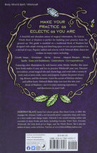 Charger l&#39;image dans la galerie, The Eclectic Witch&#39;s Book of Shadows - Kirja - Divination, Kalenteri, Kirja, Kirjat, Kristalli, Loitsu, Loitsut, Magical, Mystical, Noituus, Tarot, Wicca, Witch - Paperinoita
